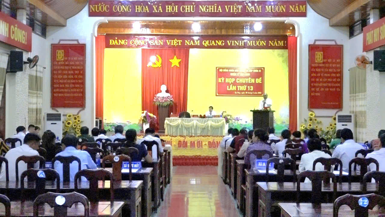 Kỳ họp chuyên đề lần thư 13 HĐND huyện Ea Súp khóa XI